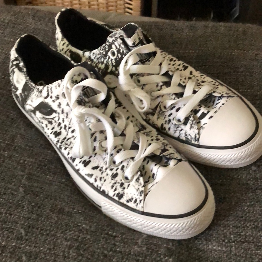 New in box, Converse ALL Stars⭐️ leopard print